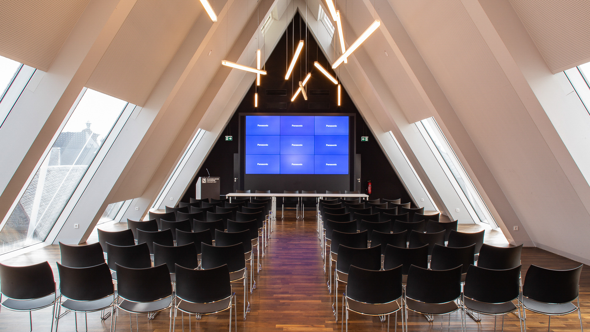 ML-Case fertigt individuelle Schaumstoffinlays-2933